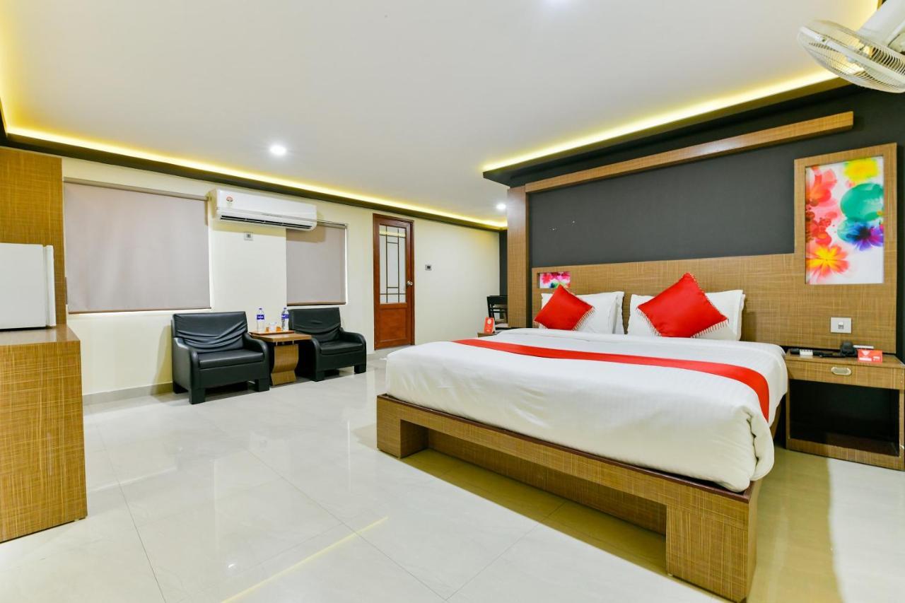 Oyo 1889 Hotel Aj Park Alappuzha Exterior foto