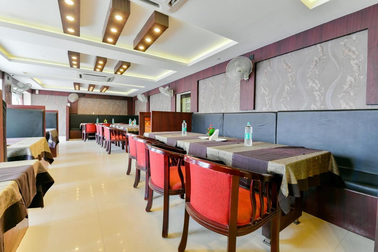 Oyo 1889 Hotel Aj Park Alappuzha Exterior foto
